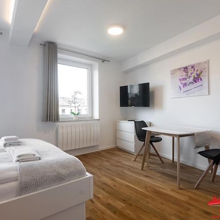 Apartment Nearto Old Town Sebastiana Street Krakow Ngoại thất bức ảnh